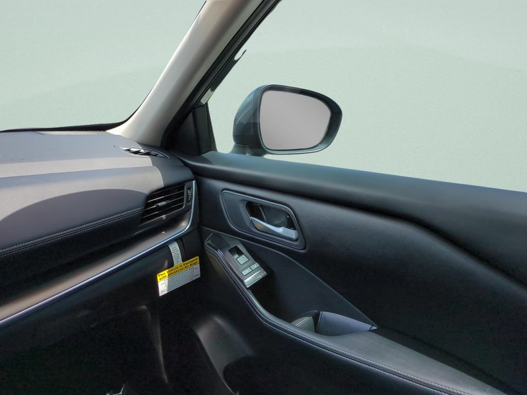 Certified 2026 Nissan Rogue SV FWD image 26