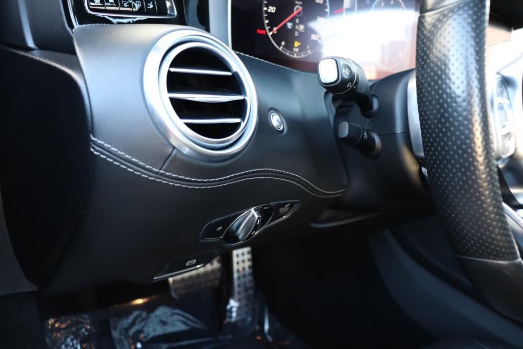Used 2019 Mercedes-Benz S 560 4MATIC Coupe image 40