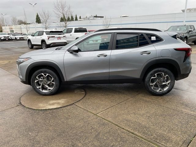 New 2026 Chevrolet Trax LT w/ Driver Confidence Package image 5