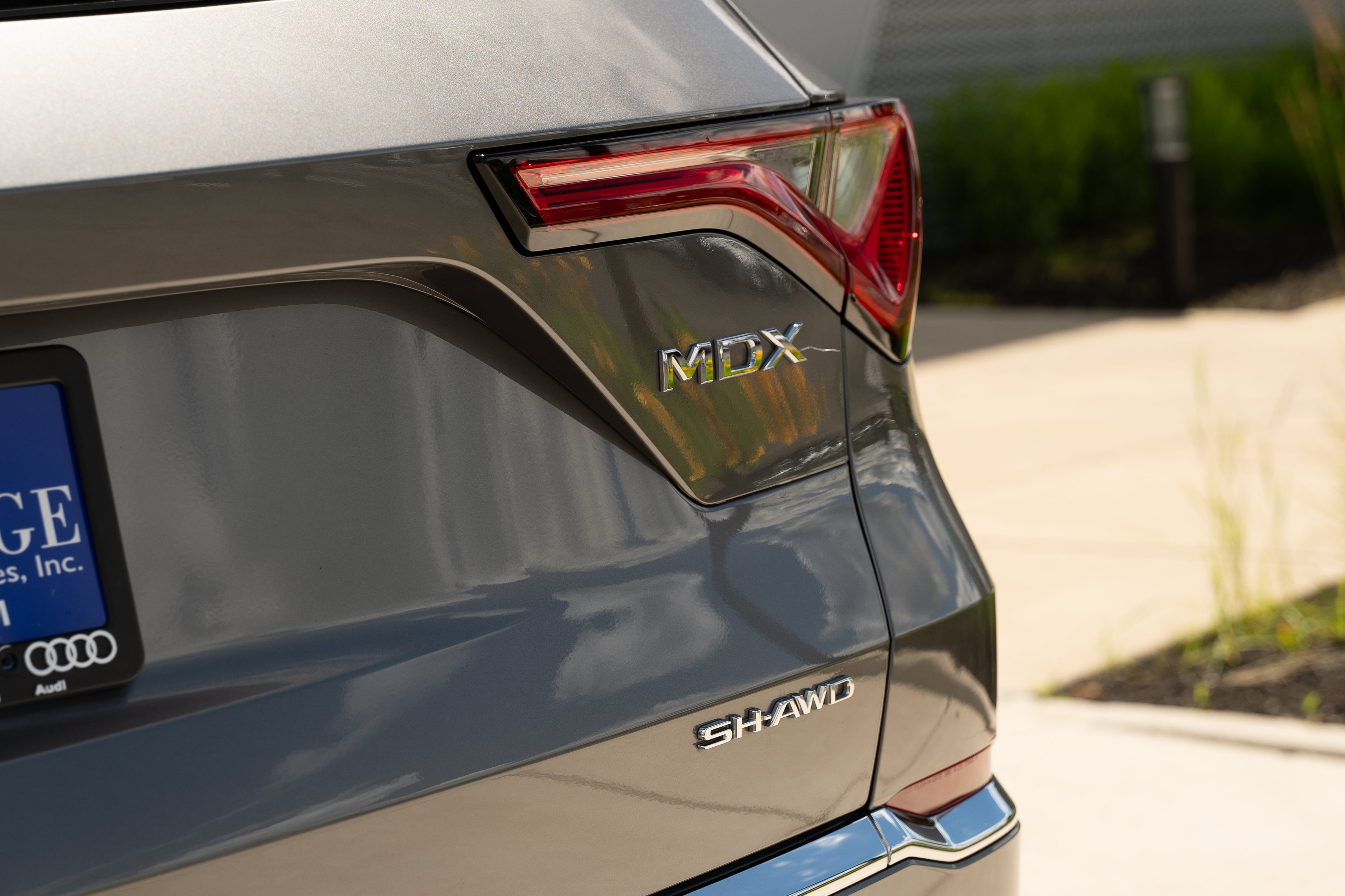 Used 2024 Acura MDX SH-AWD w/ Technology Package image 35