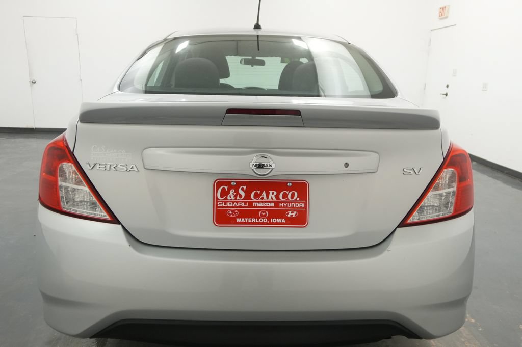 Used 2017 Nissan Versa SV FWD image 7