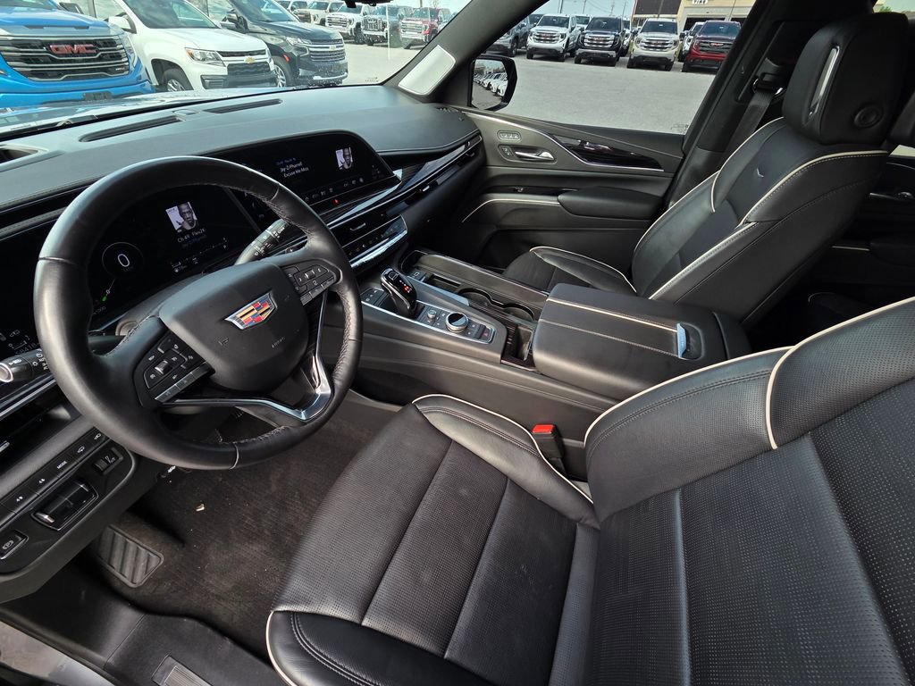 Used 2022 Cadillac Escalade Sport w/ Touring Package AWD/4WD image 10