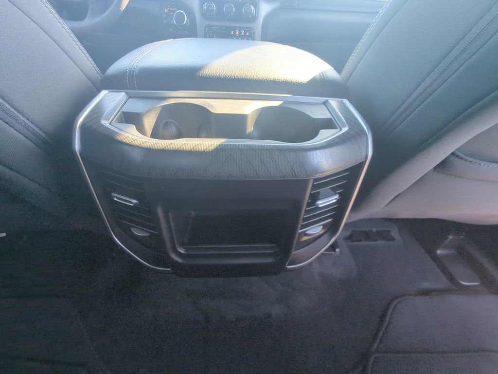Used 2025 RAM 1500 Big Horn AWD/4WD image 19