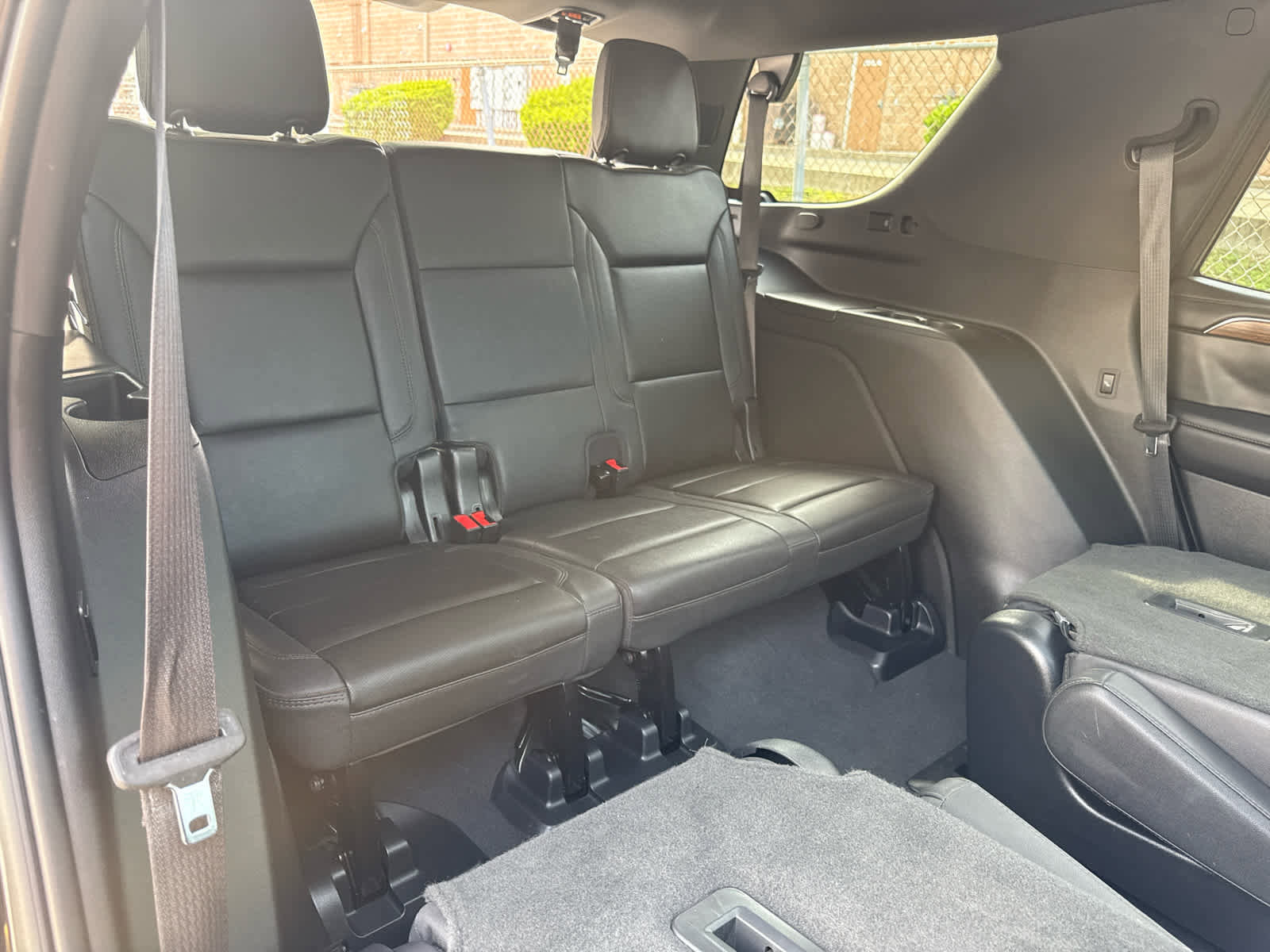 Used 2023 Chevrolet Tahoe High Country image 34