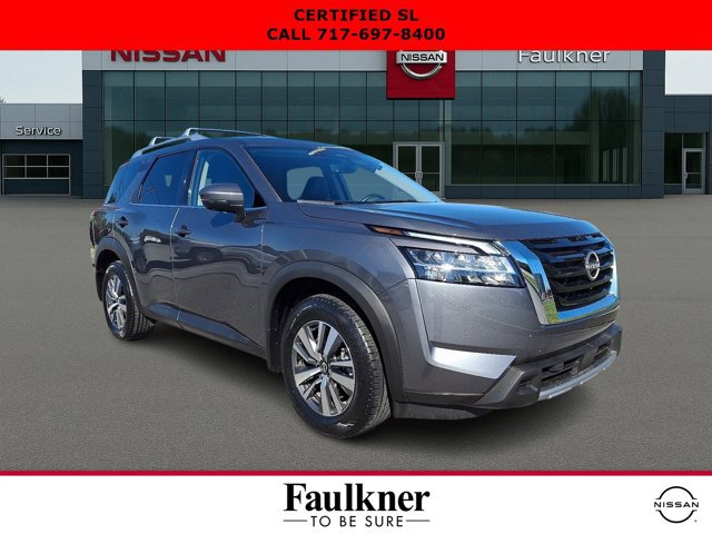 Certified 2024 Nissan Pathfinder SL image 1