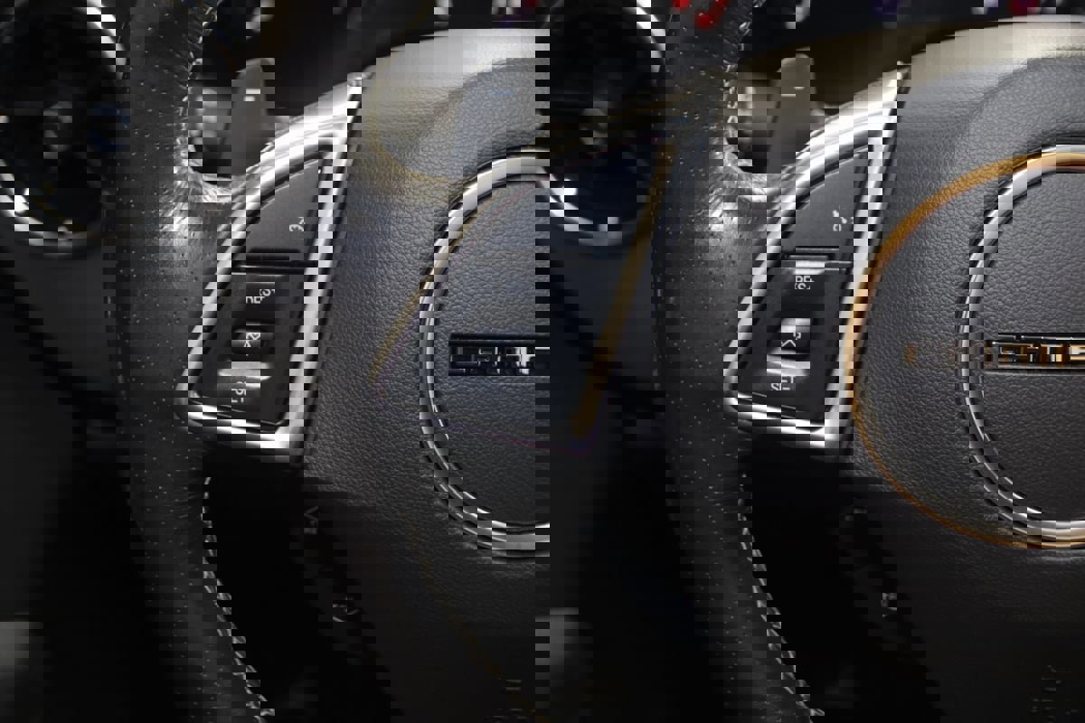 Used 2022 Chevrolet Camaro SS image 38