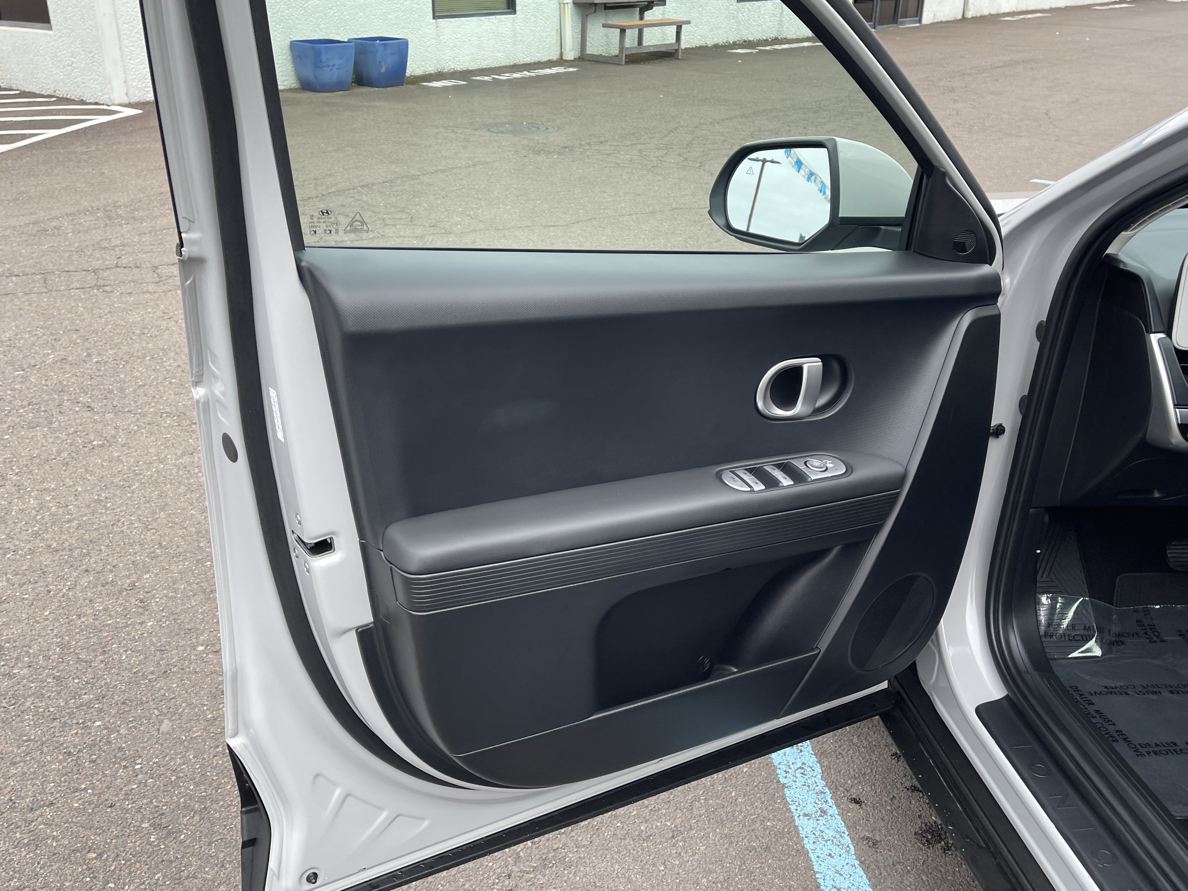 Certified 2024 Hyundai Ioniq 5 SEL RWD image 16