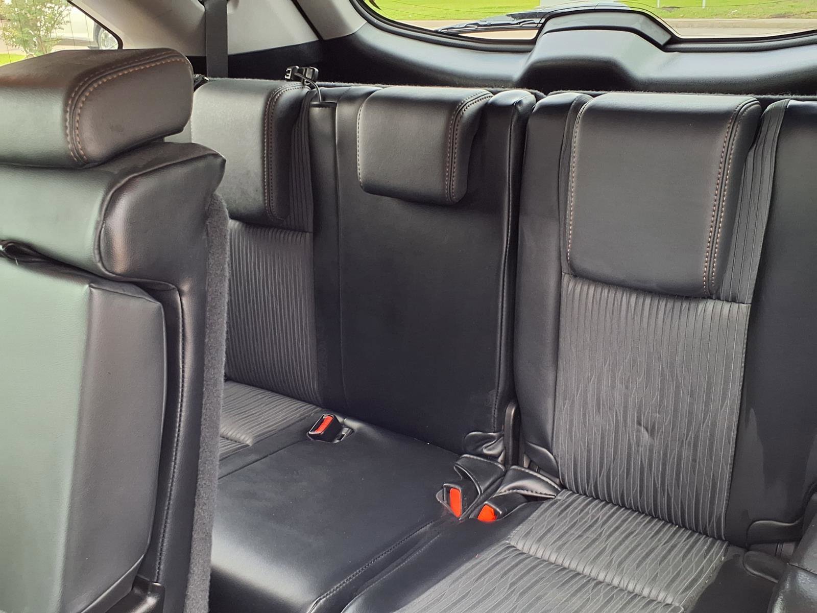 Used 2015 Toyota Highlander Plus FWD image 19