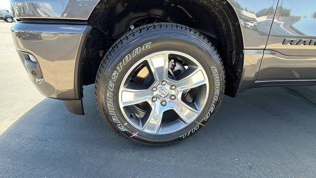 New 2026 RAM 1500 Express AWD/4WD image 10