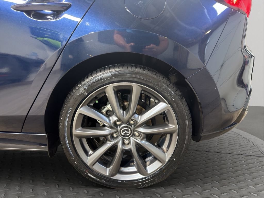 Used 2022 MAZDA MAZDA3 s FWD image 26