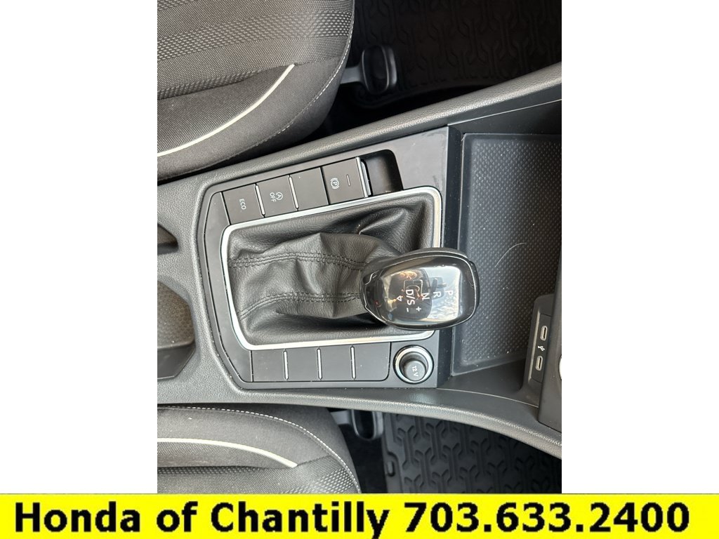 Used 2023 Volkswagen Jetta Sport FWD image 16