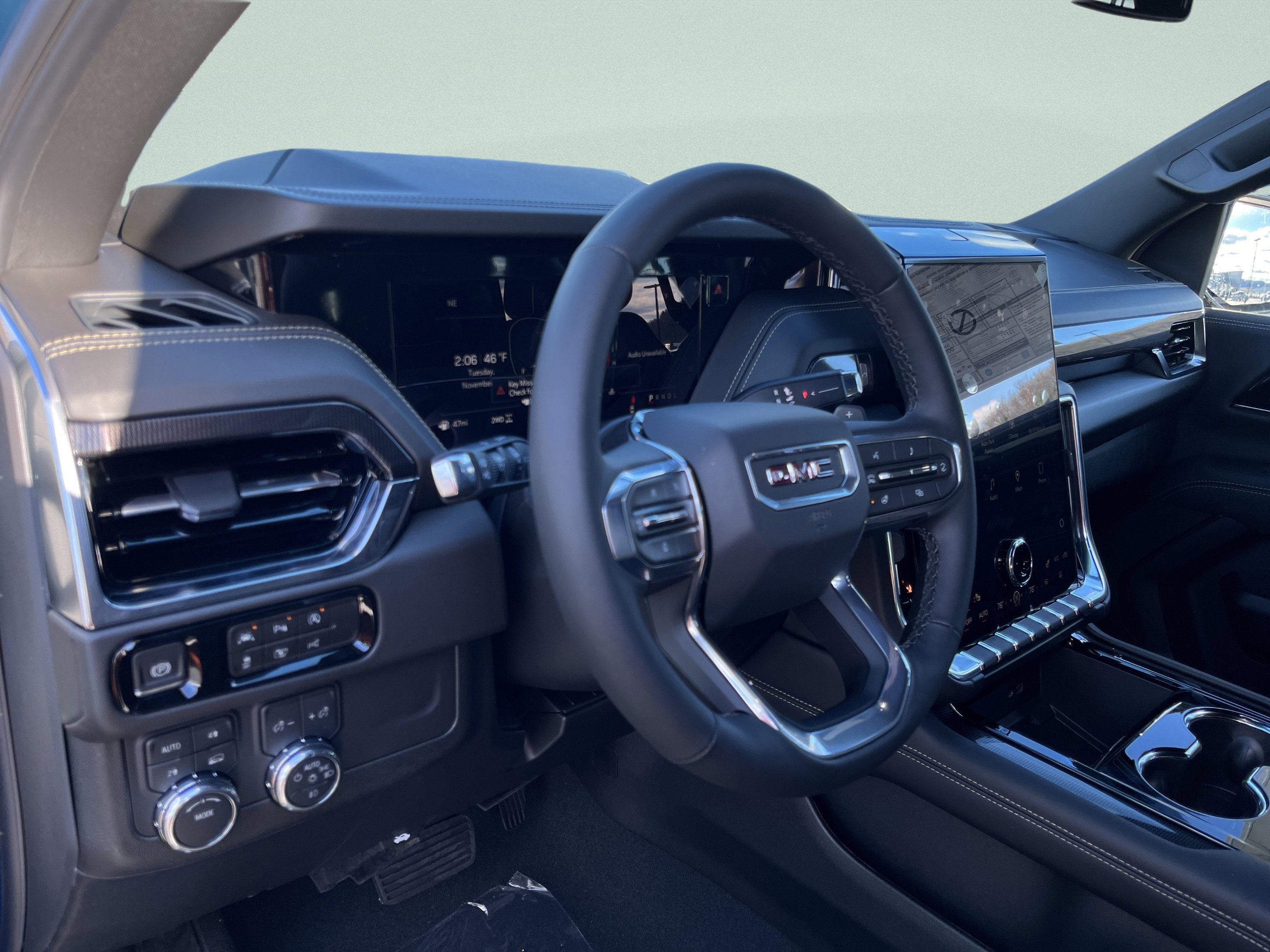 New 2026 GMC Yukon Elevation w/ LPO, Get Active Package image 6