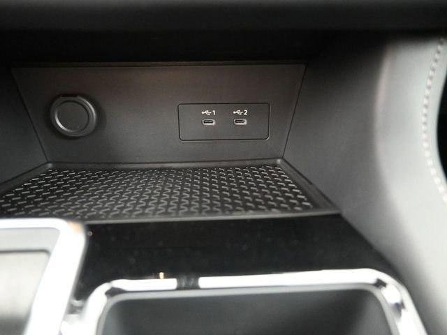 New 2026 Nissan Pathfinder SV image 4