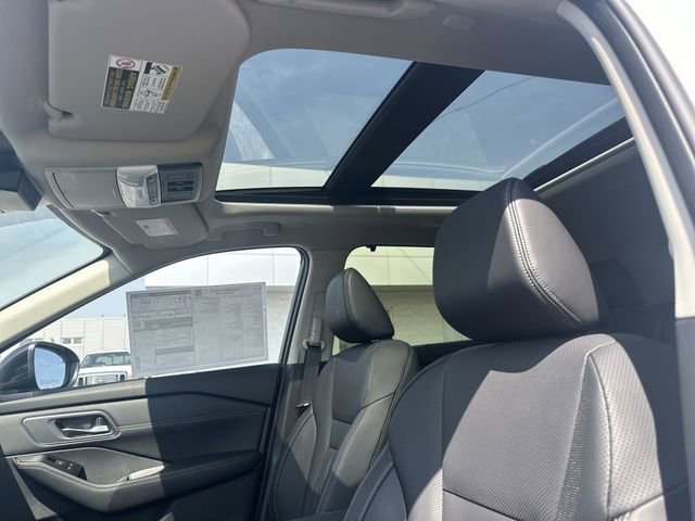 New 2026 Nissan Rogue Platinum w/ Platinum Premium Package image 26