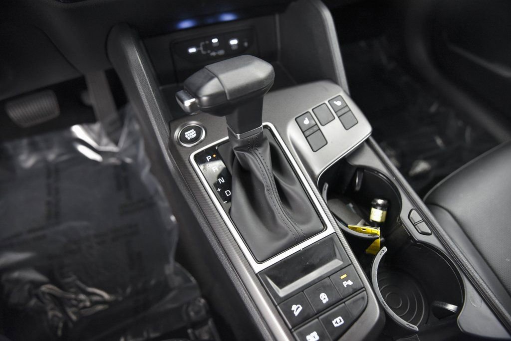 New 2026 Kia Sportage EX w/ EX Panorama Roof Package image 24