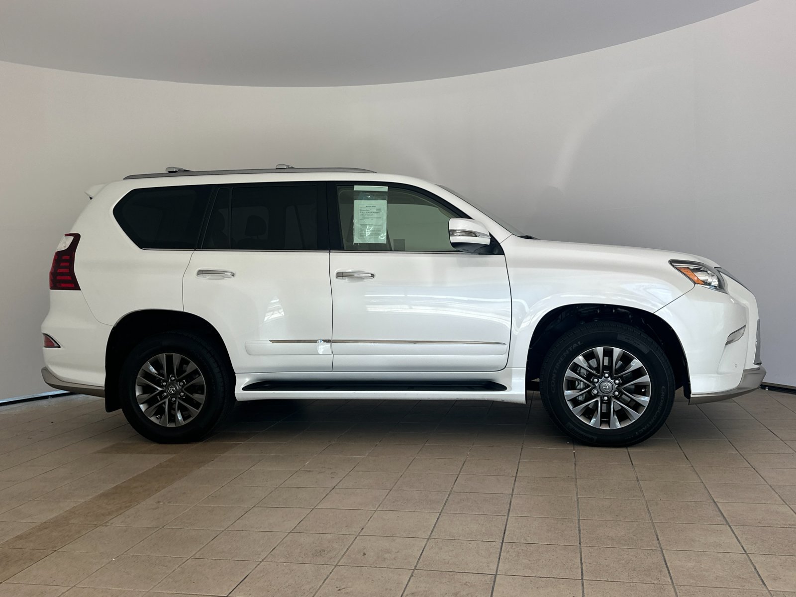 Used 2018 Lexus GX 460 Premium AWD/4WD image 7