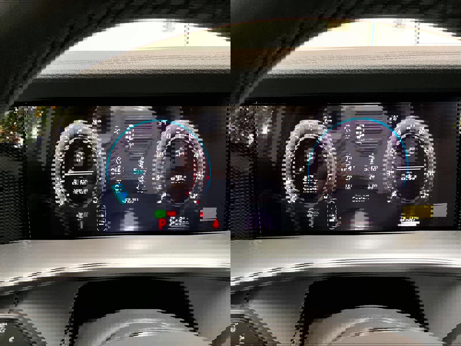 New 2026 Volkswagen Tiguan SE R-Line image 19