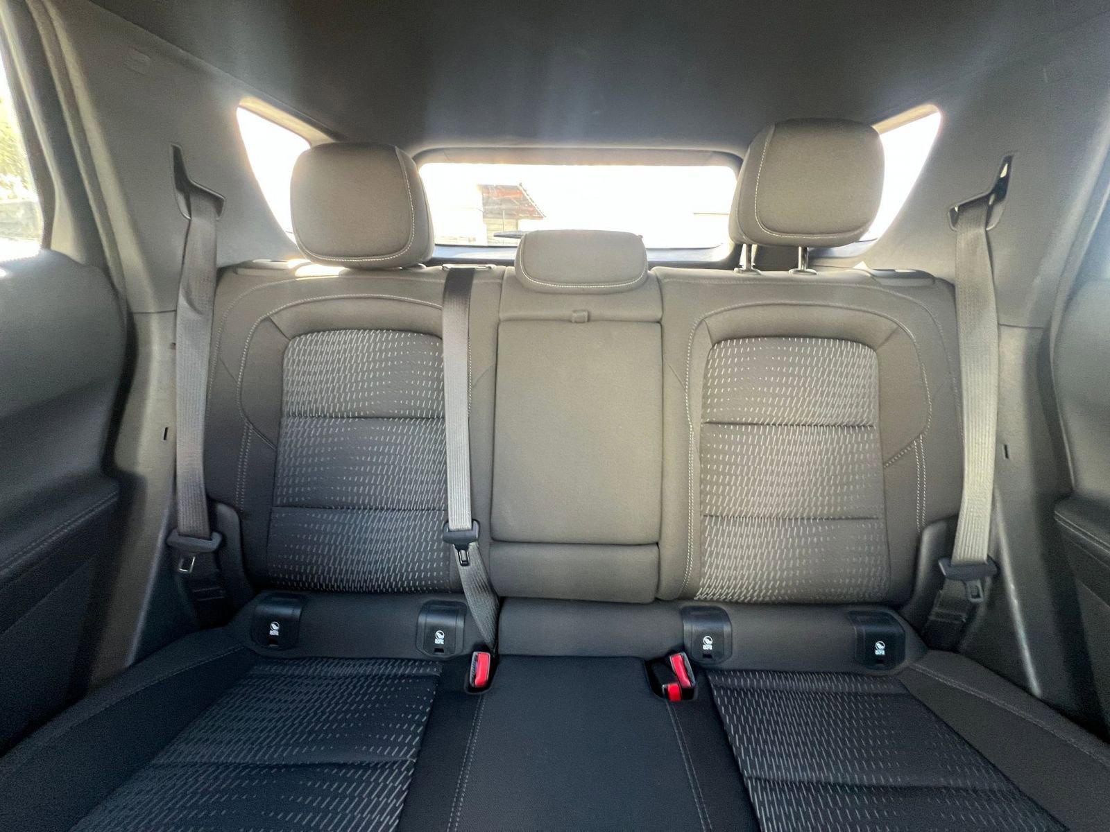 Used 2025 Chevrolet Equinox LT image 38