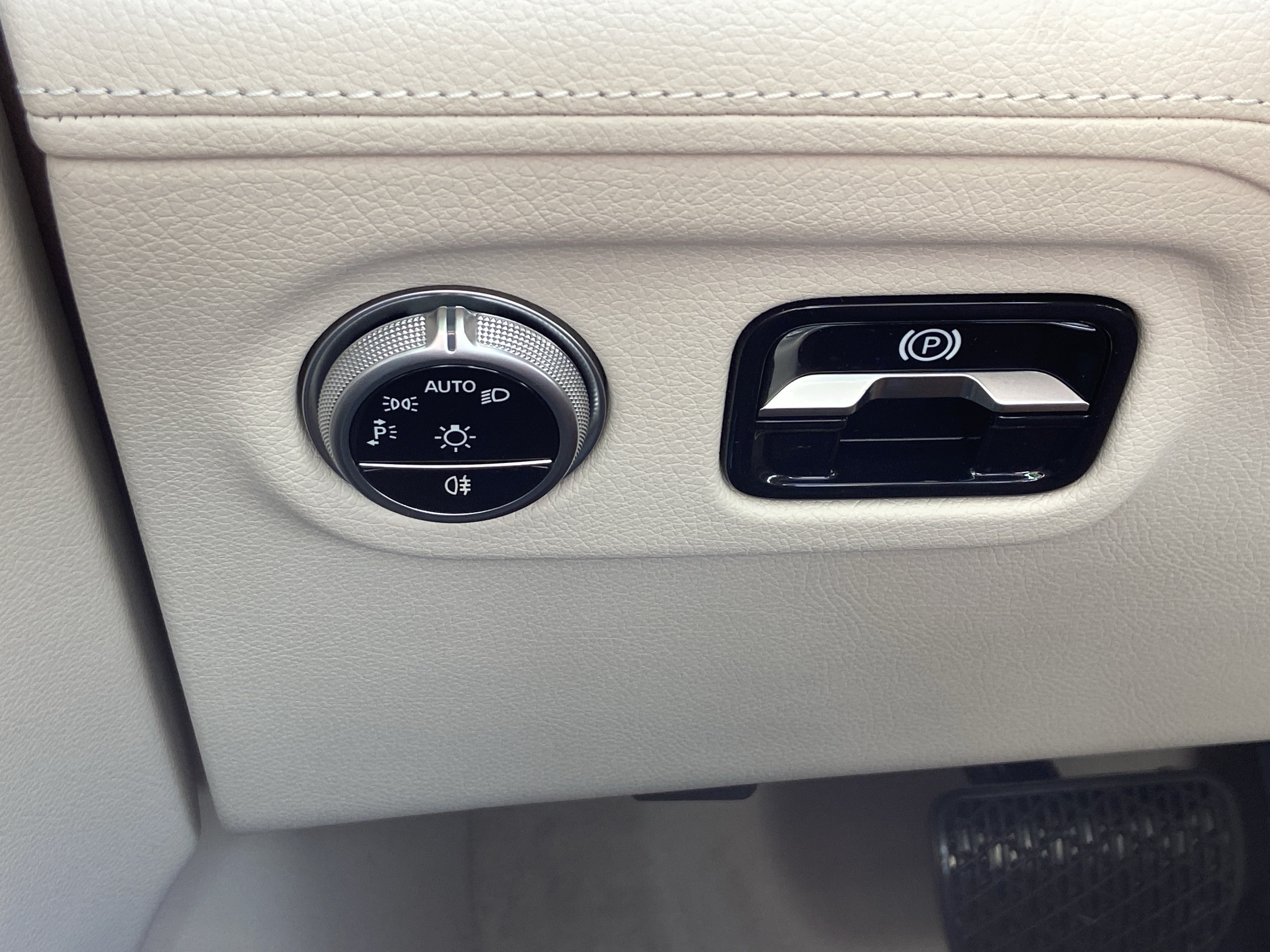 New 2026 Mercedes-Benz EQS 450+ 4MATIC Sedan image 23