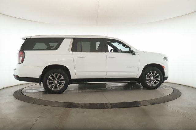 Used 2024 Chevrolet Suburban LS w/ Driver Alert Package AWD/4WD image 6