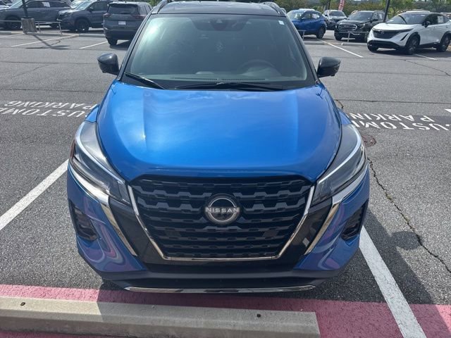 Certified 2024 Nissan Kicks SR FWD image 2