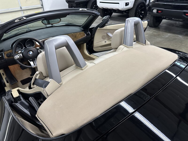 Used 2006 BMW Z4 3.0i RWD image 26