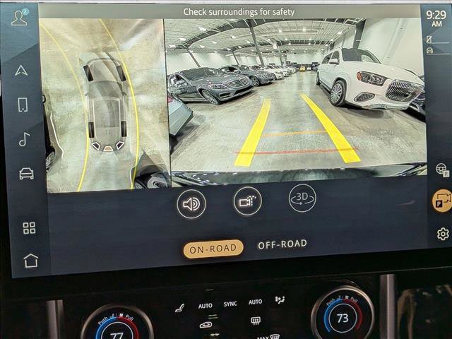 Used 2023 Land Rover Range Rover Autobiography image 13