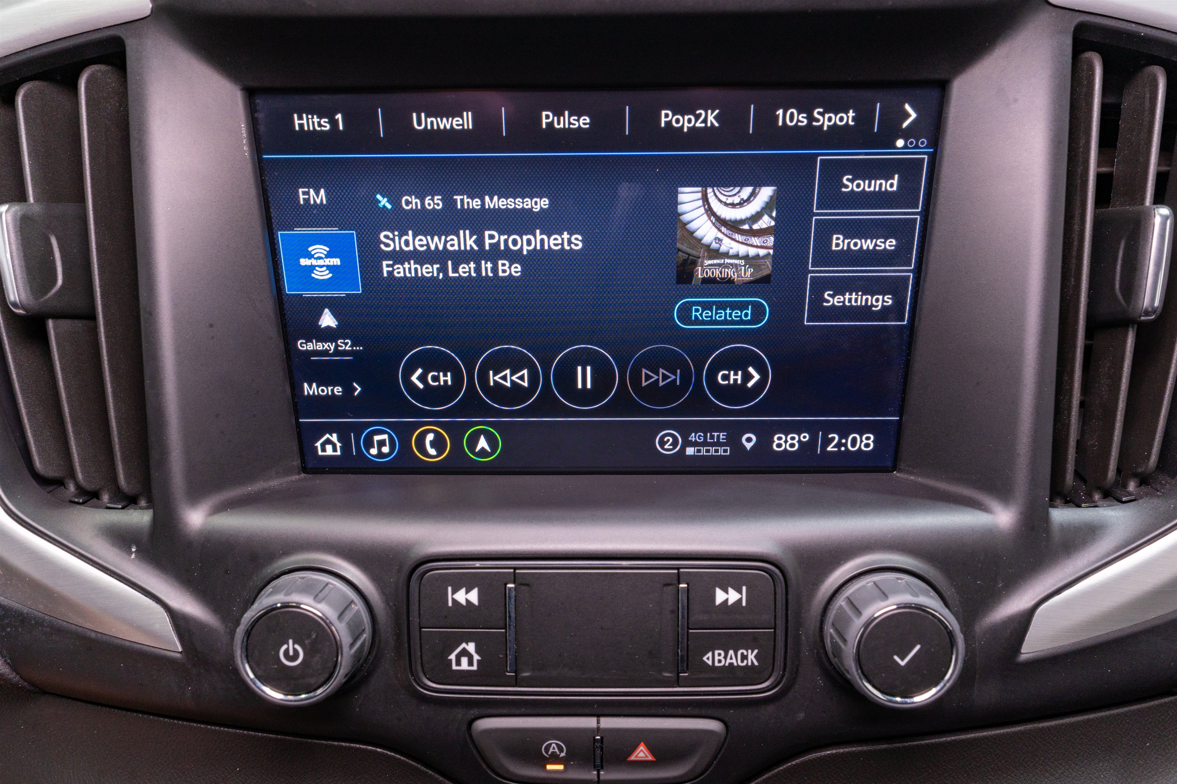 Used 2024 GMC Terrain SLT w/ Infotainment Package II FWD image 20