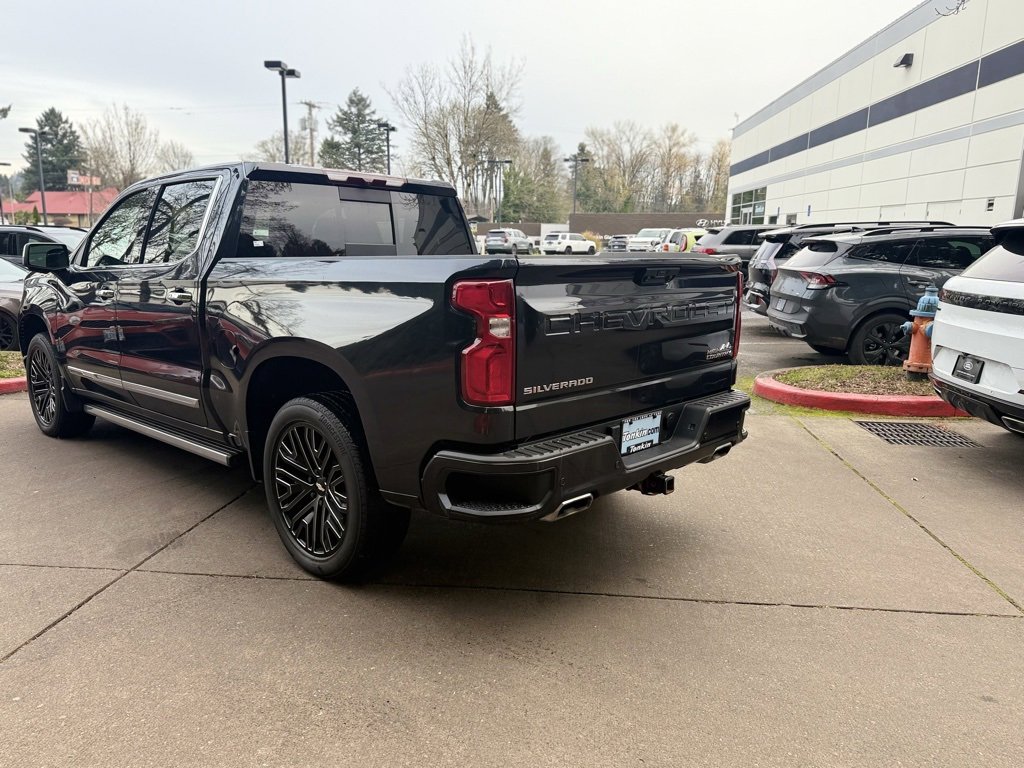Used 2022 Chevrolet Silverado 1500 High Country w/ High Country Premium Package image 14