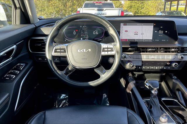 Used 2025 Kia Telluride S image 8
