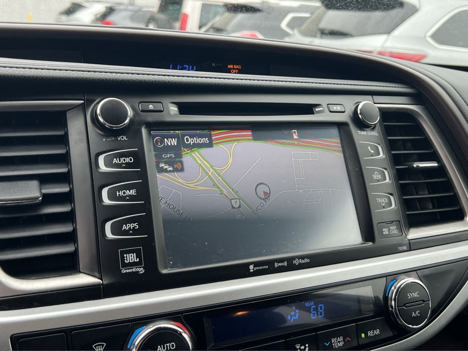 Used 2018 Toyota Highlander Limited Platinum AWD/4WD image 20