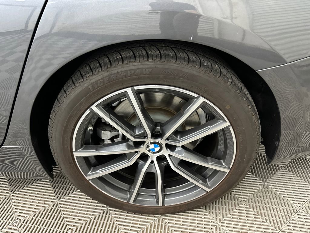 Used 2019 BMW 330i Sedan w/ Convenience Package RWD image 20