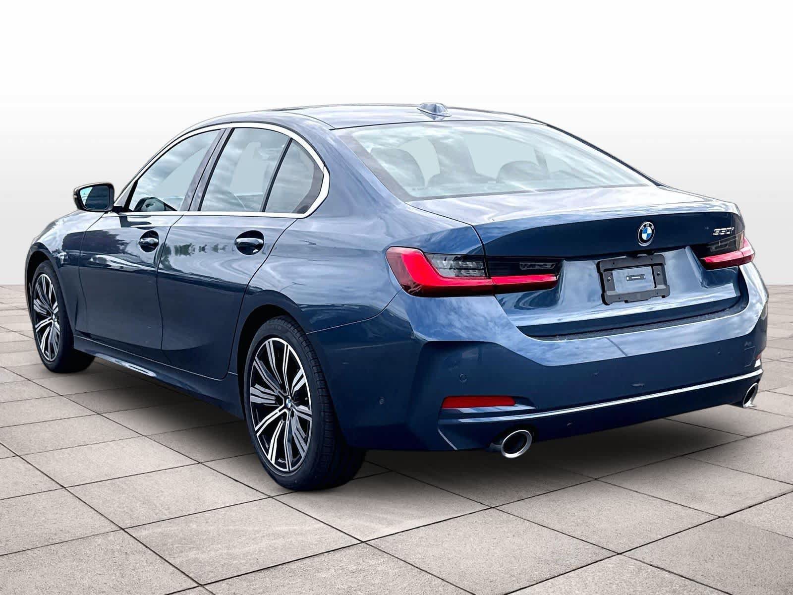 Used 2025 BMW 330i Sedan w/ Premium Package RWD image 7