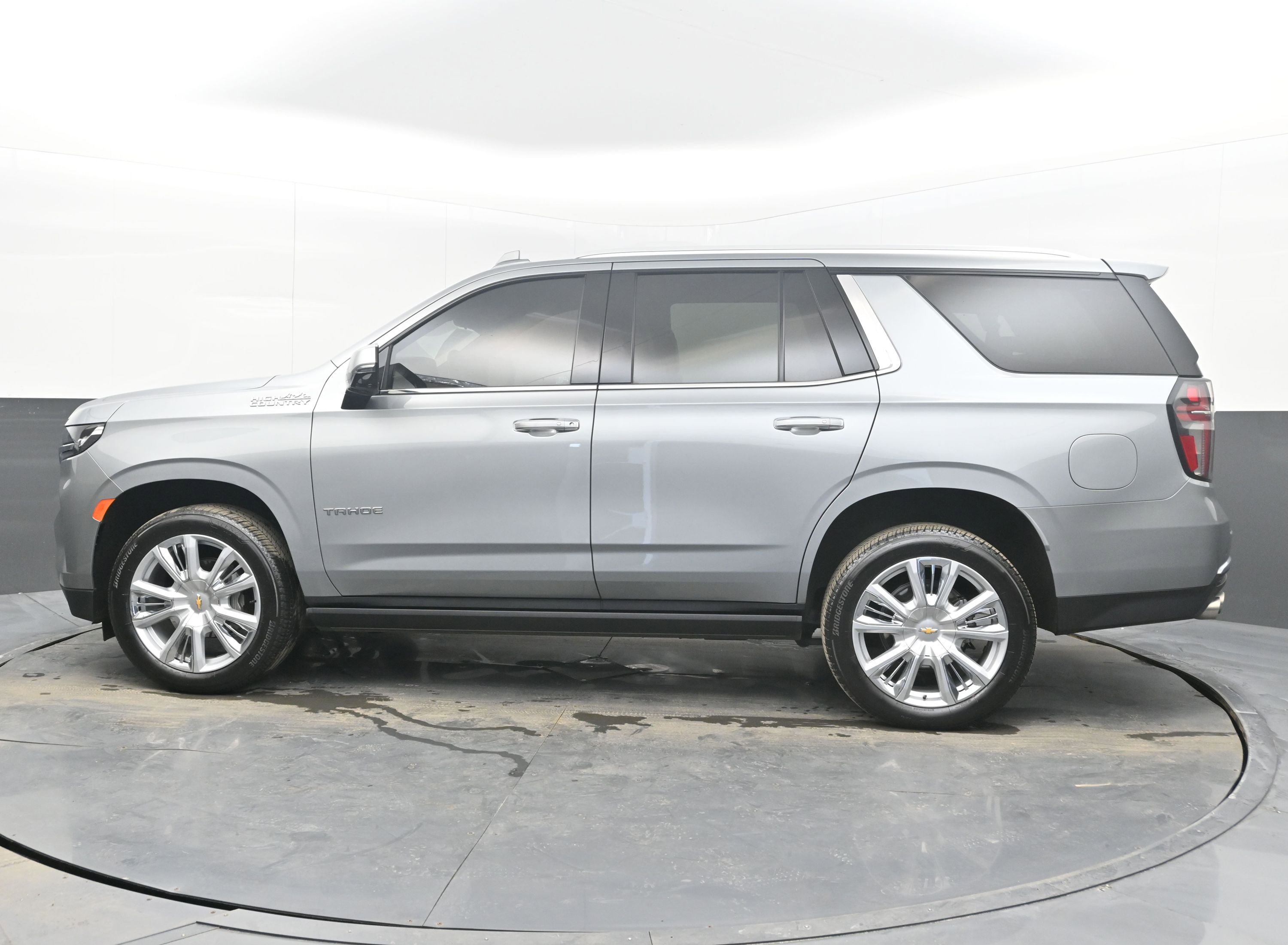 Certified 2024 Chevrolet Tahoe High Country w/ Premium Package image 7