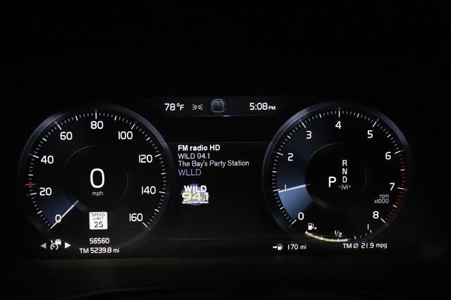 Used 2020 Volvo XC40 T5 R-Design w/ Protection Package Premier image 36