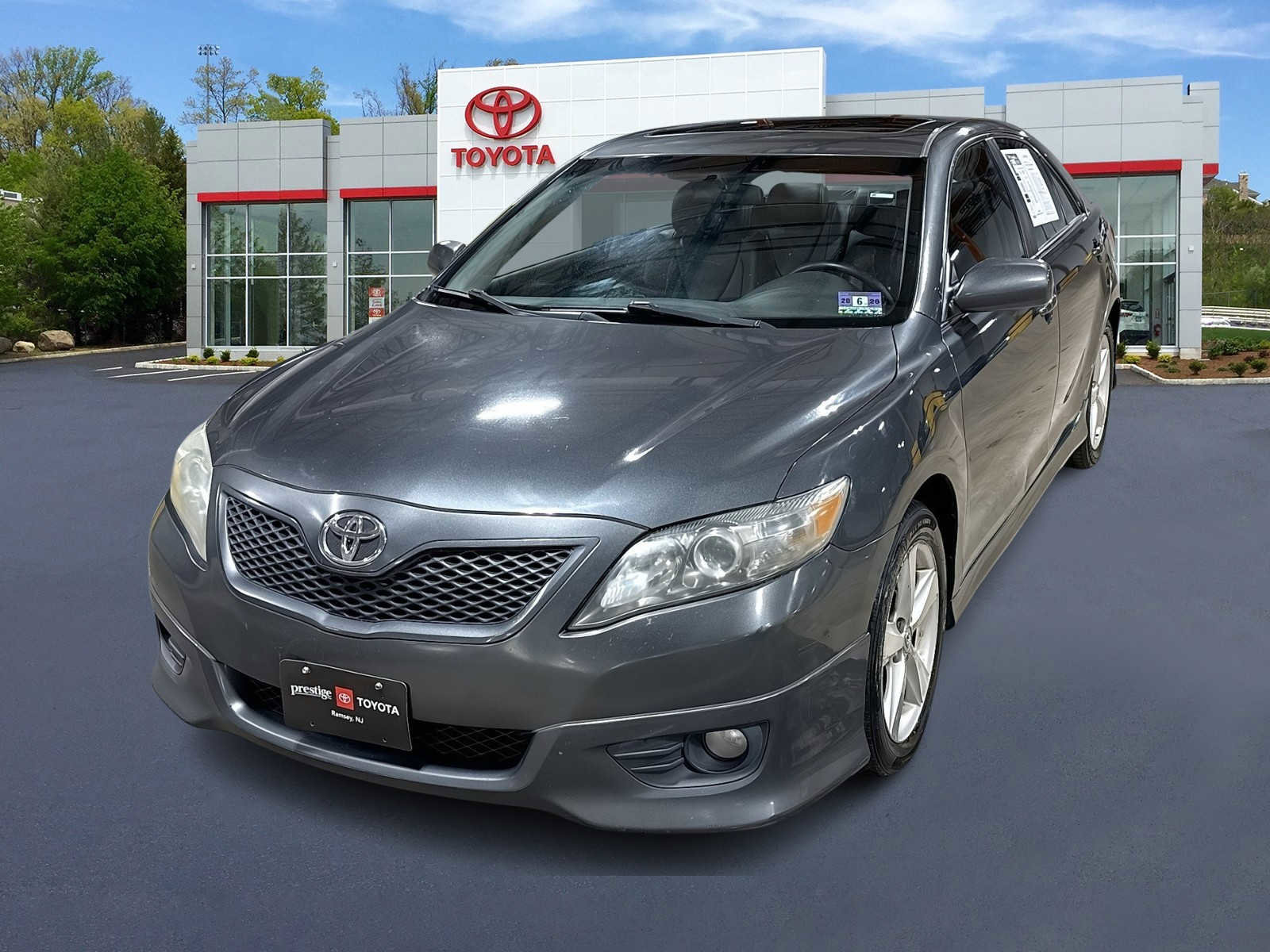 Used 2011 Toyota Camry SE