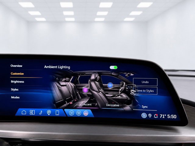 Used 2024 Cadillac Lyriq Luxury w/ Nappa Leather Package AWD/4WD image 30