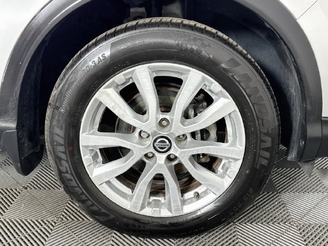 Used 2021 Nissan Rogue Sport SV FWD image 28