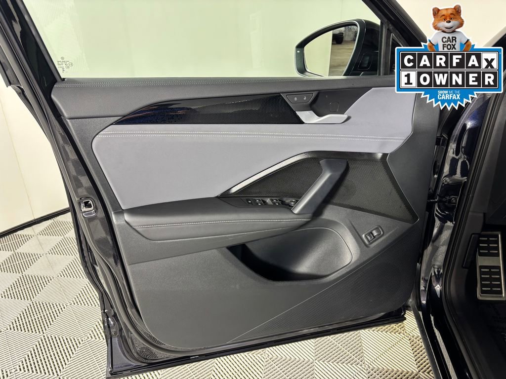 Used 2025 Volkswagen Tiguan SE R-Line AWD/4WD image 12