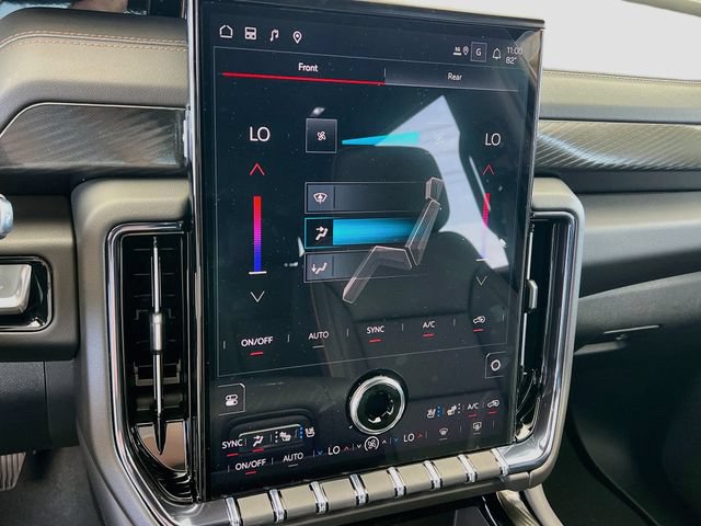 New 2026 GMC Yukon AT4 w/ AT4 Premium Package AWD/4WD image 11