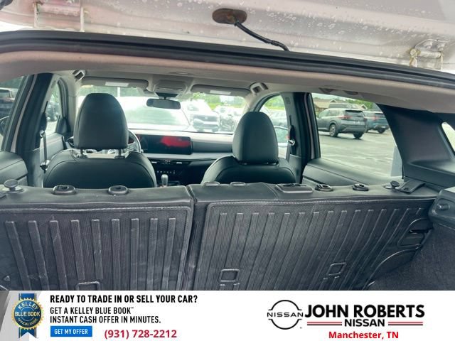 Certified 2025 Nissan Kicks SR FWD image 17