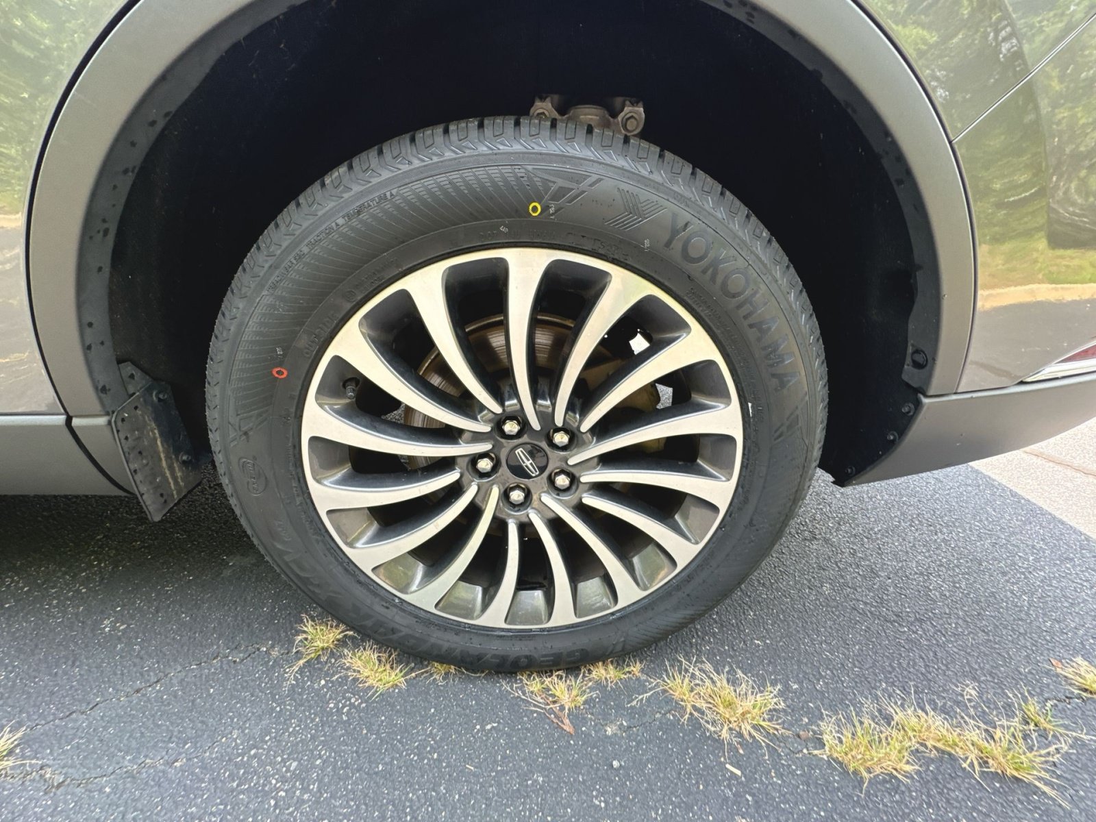 Used 2023 Lincoln Aviator AWD w/ Premium Package image 26