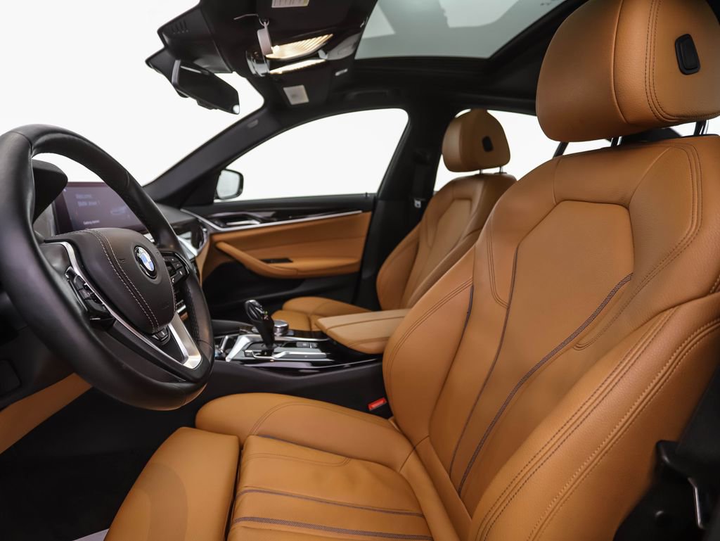Used 2019 BMW 530i xDrive w/ Convenience Package image 10