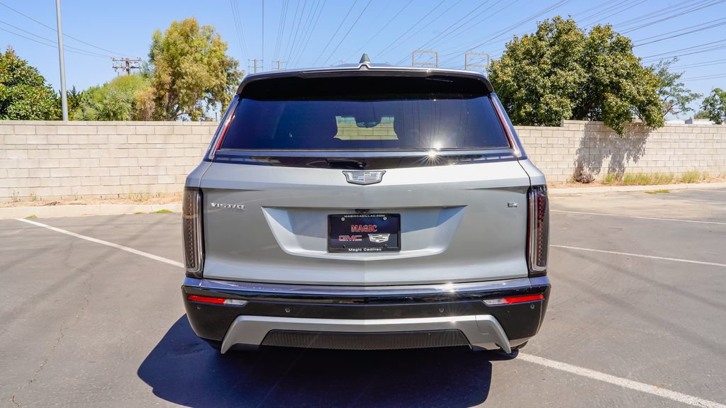 New 2027 Cadillac Vistiq Sport w/ LPO, Floor Liner Package AWD/4WD image 8