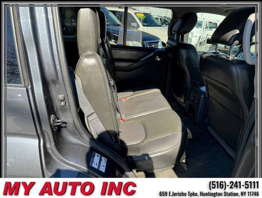 Used 2012 Nissan Pathfinder Silver image 30