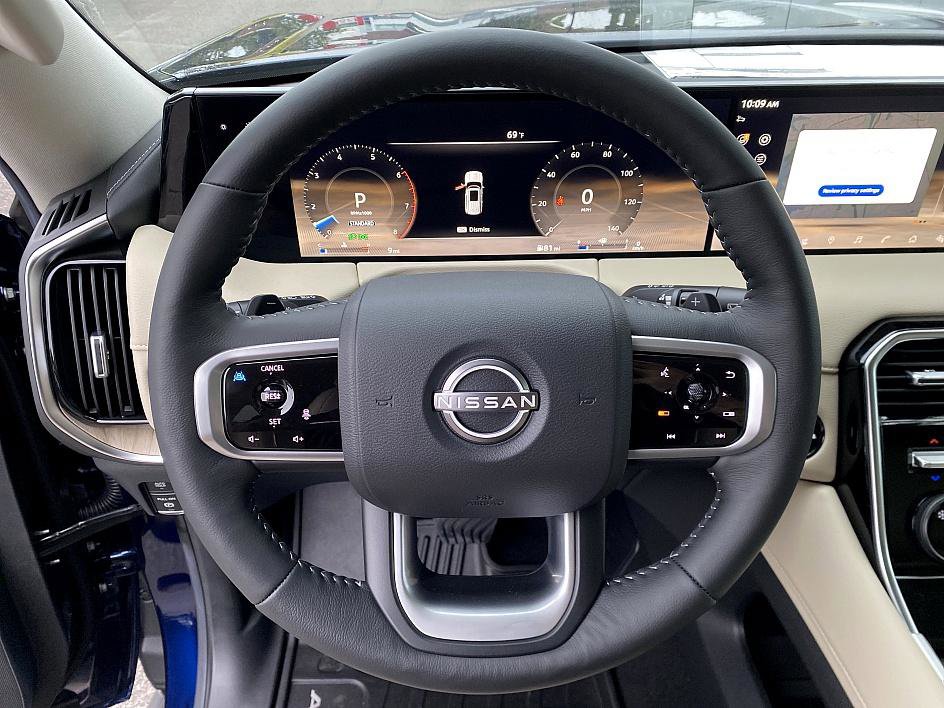 New 2026 Nissan Armada Platinum image 10