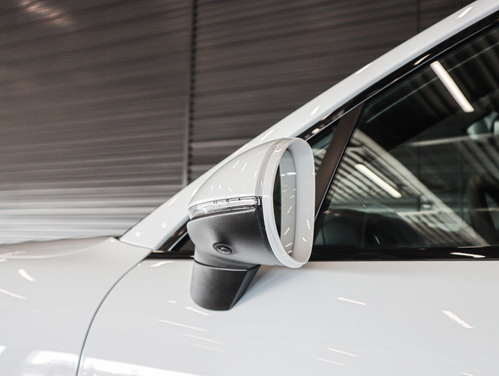 Certified 2025 Porsche Cayenne Coupe image 30