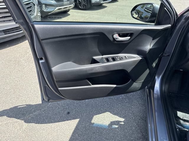 Used 2020 Kia Rio S FWD image 11