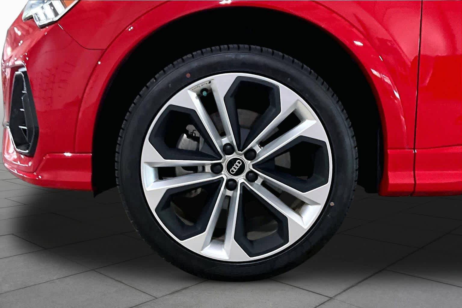 Used 2021 Audi Q3 2.0T Premium Plus AWD/4WD image 11