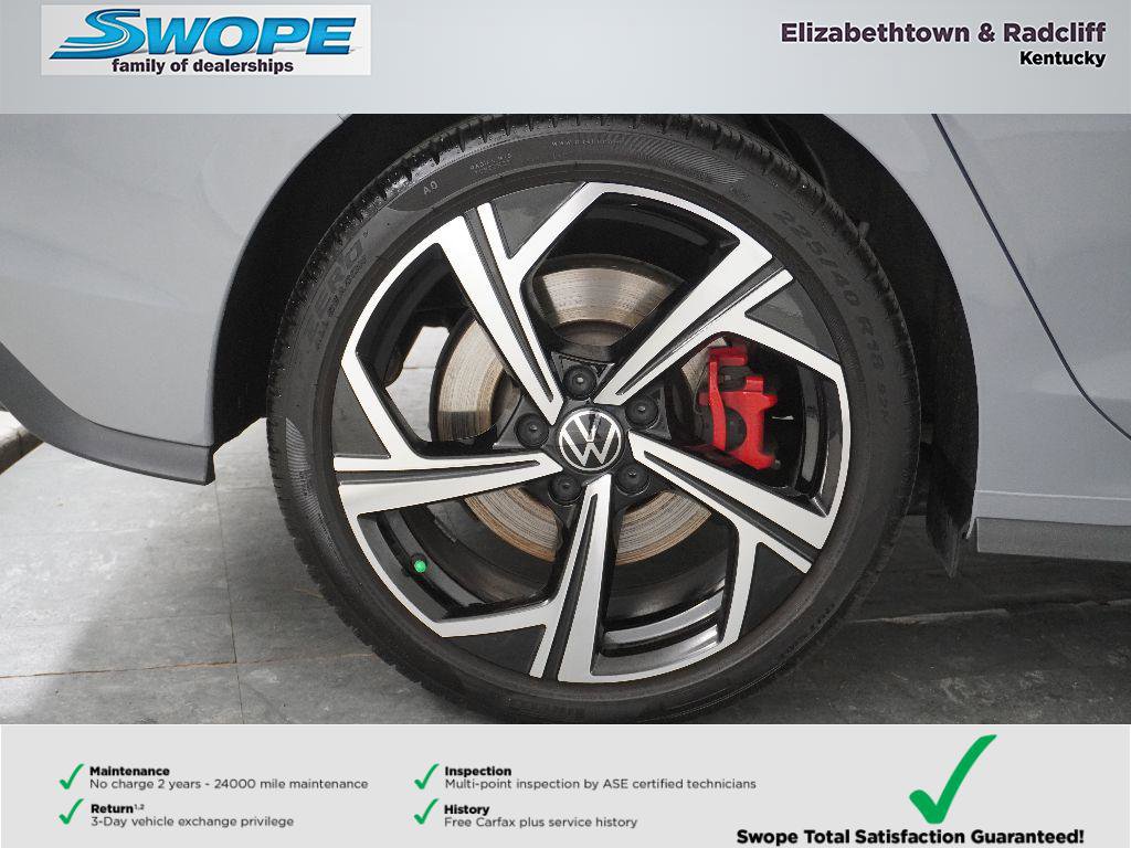 Used 2025 Volkswagen GTI SE FWD image 28